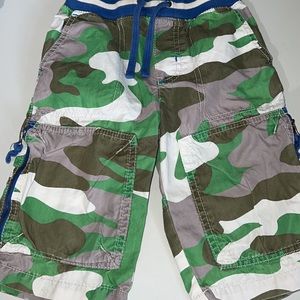 Mini Boden green camo techno shorts